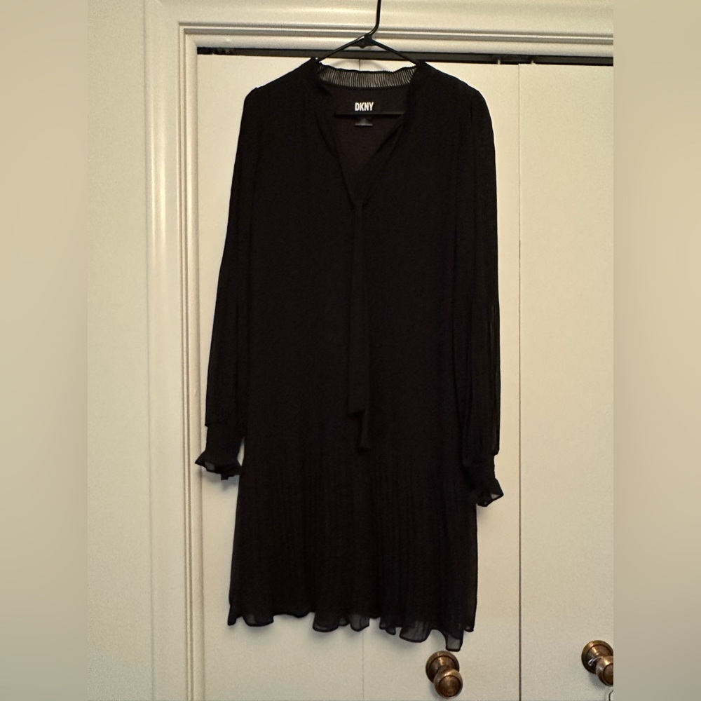 DKNY Elegant Black Long Sleeve Dress